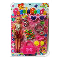 Muñeca y cartera